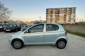 Toyota, Yaris, 2004, Petrol + Gas Toyota, Yaris, 2004, Petrol + Gas