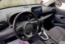 Toyota, Yaris, 2023, Hybrid (petrol/electric)