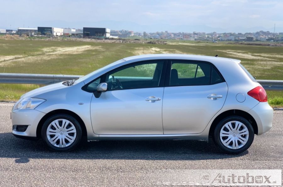 Toyota, Auris, Year 2010, Diesel | AutoBox.al