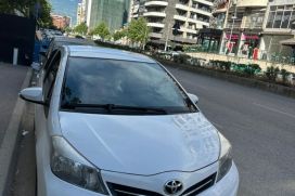 Toyota, Yaris, 2013, Benzine + Gas Toyota, Yaris, 2013, Benzine + Gas