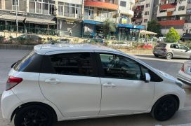 Toyota, Yaris, 2013, Benzine + Gas Toyota, Yaris, 2013, Benzine + Gas