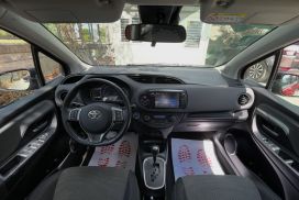 Toyota, Yaris, 2016, Hybrid (petrol/electric) Toyota, Yaris, 2016, Hybrid (petrol/electric)