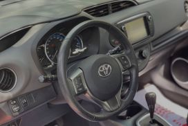Toyota, Yaris, 2016, Hybrid (petrol/electric) Toyota, Yaris, 2016, Hybrid (petrol/electric)
