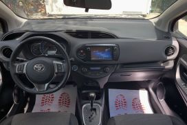 Toyota, Yaris, 2016, Hybrid (petrol/electric) Toyota, Yaris, 2016, Hybrid (petrol/electric)