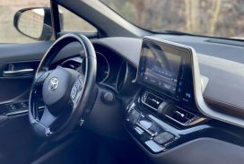 Toyota, Camry, 2017, Hybrid (benzin/elektrik) Toyota, Camry, 2017, Hybrid (benzin/elektrik)