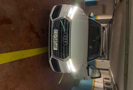Audi, Q5, 2019, Benzine